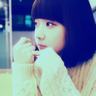 女子向回收箱投近40斤旧衣提现被拒
